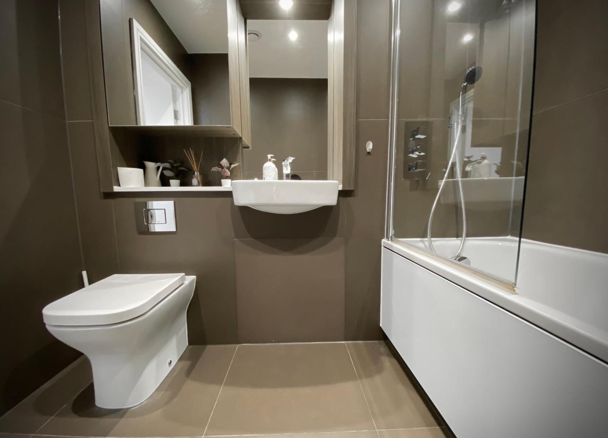 Spacious 2 Bedroom Penthouse Retreat Лондон Екстериор снимка